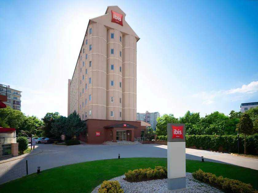 Ibis Eskisehir - Image 1