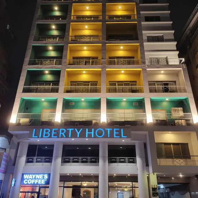Liberty Hotel Saigon Parkview - Image 1