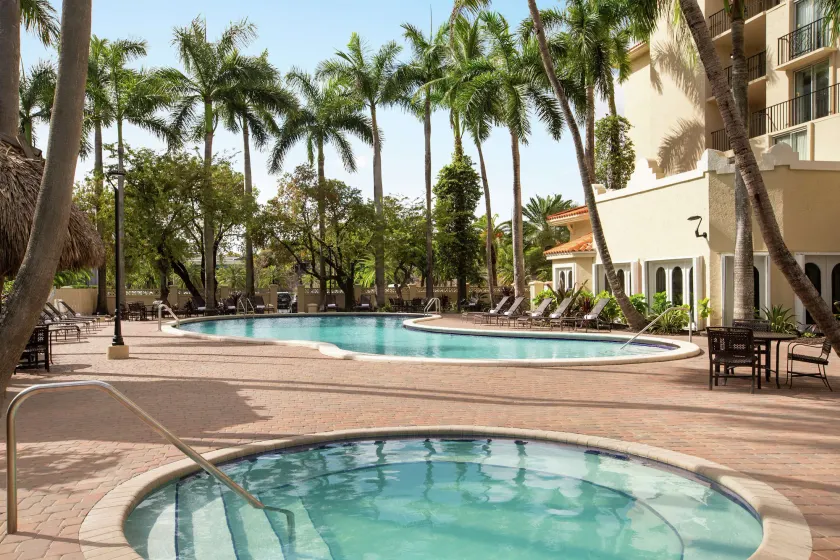 Embassy Suites by Hilton Miami International Airport - Image 1