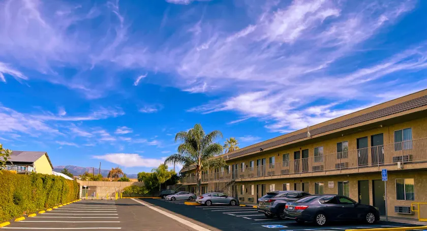 New Star Inn El Monte, CA - Los Angeles - Image 1