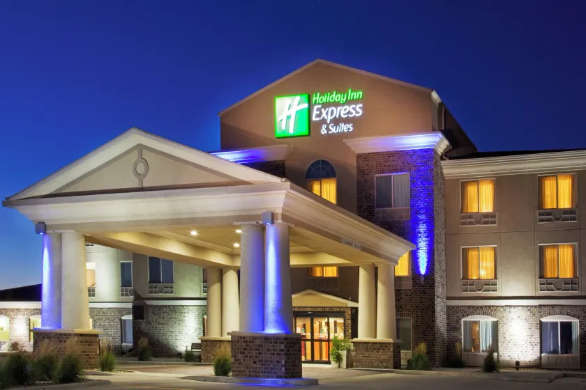 Holiday Inn Express & Suites Sioux Center by IHG - Image 1