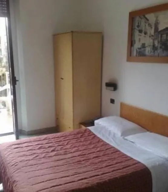 Hotel Paola - Image 1