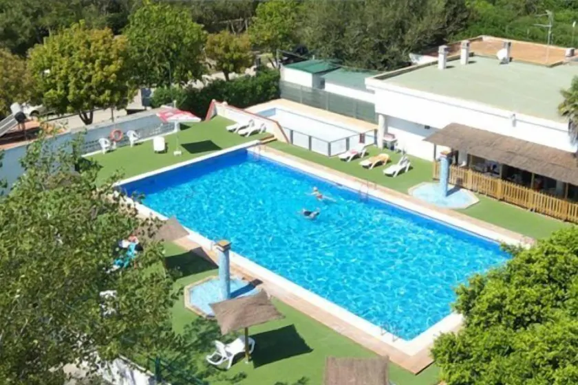 Las Fallas Camping - Image 1
