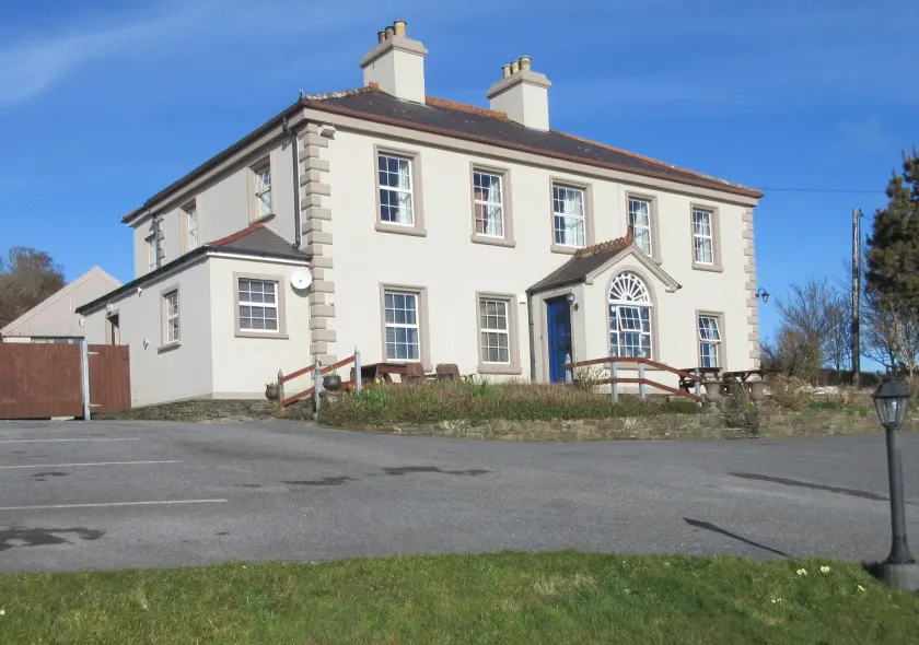 Rathmore House Bed & Breakfast - Image 1