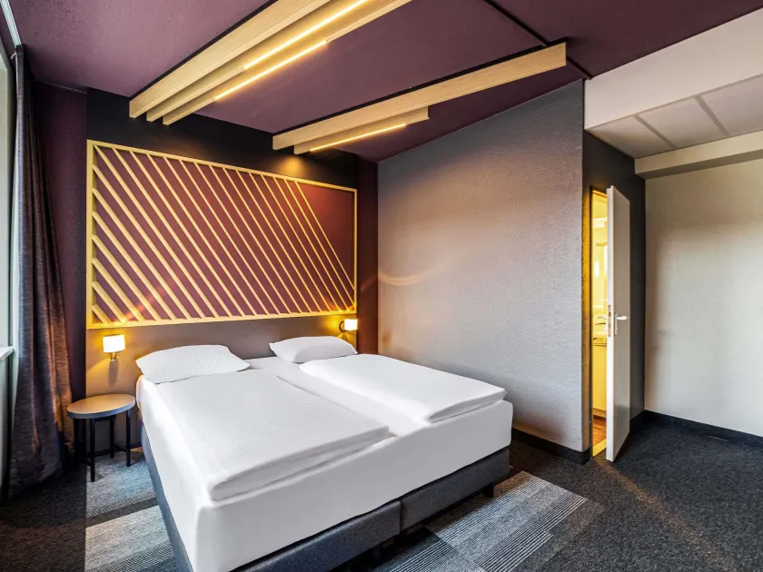 B&B Hotel Duisburg Hbf-Nord - Image 1
