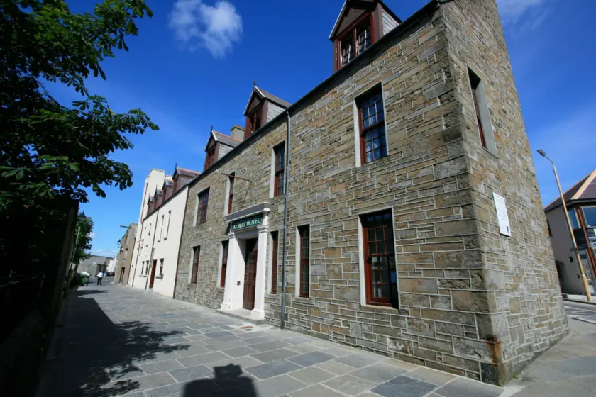 Albert Hotel - Image 1