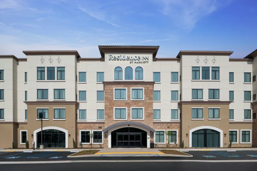 Residence Inn by Marriott Claremont - Image 1