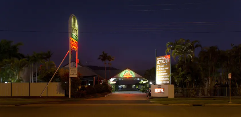 Glenmore Palms Motel - Image 1