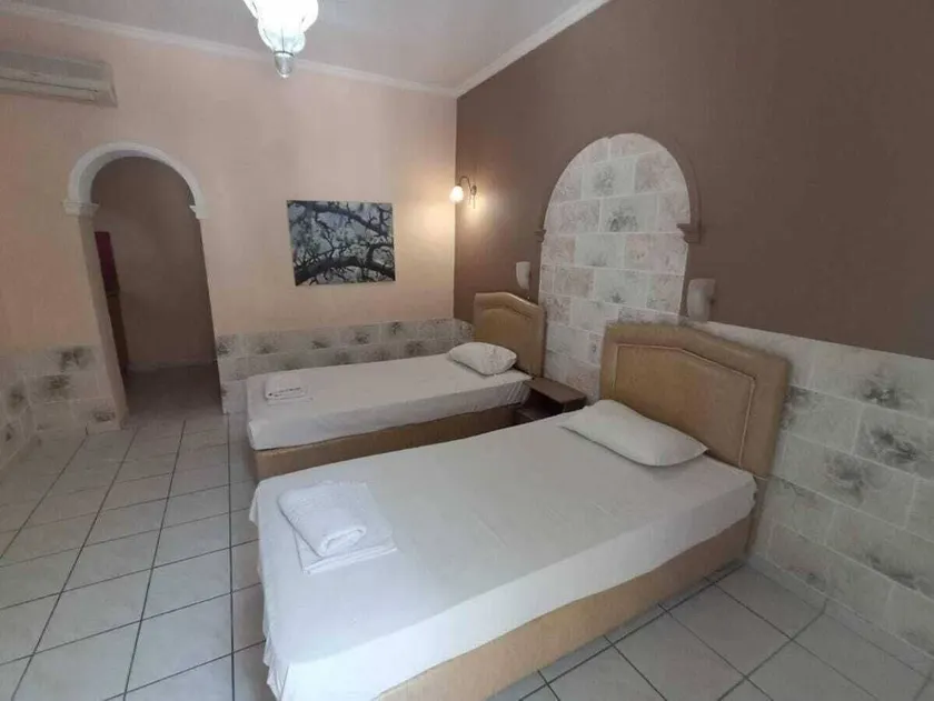 Laganas Beach Hotel - Room