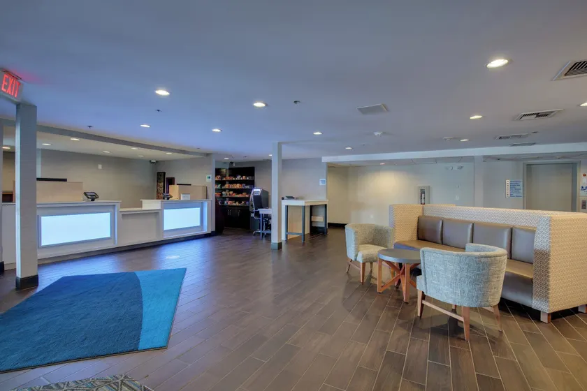 Holiday Inn Express Nashville W-I40 by IHG - Reception