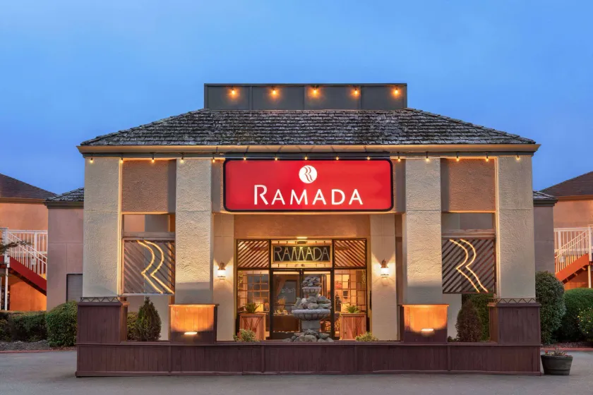Ramada by Wyndham Arcata - Image 1