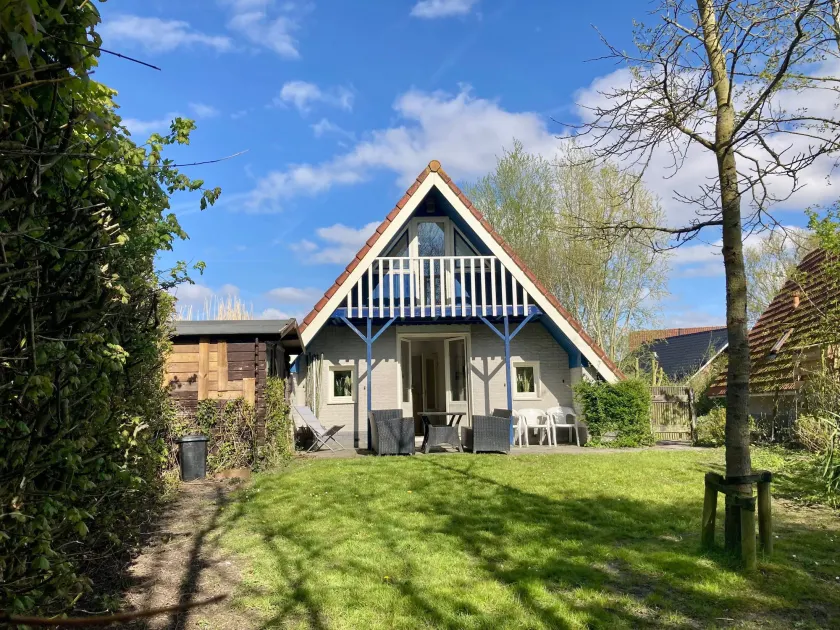 Grachthaus 6pers House with a private terrace and garden by the Lauwersmeer - Image 1