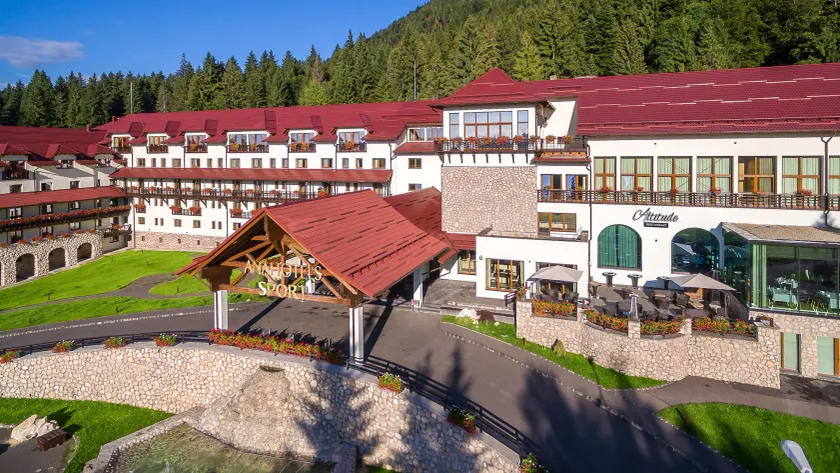 Ana Hotels Sport Poiana Brasov - Image 1