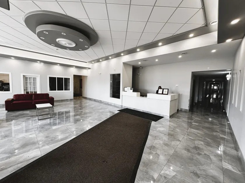 Travelodge by Wyndham Regina - Image 1