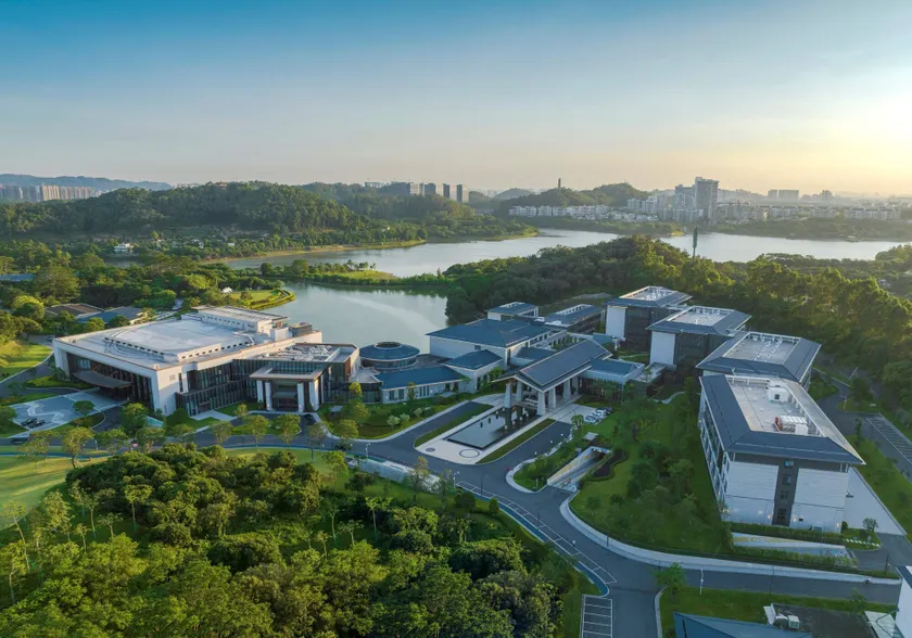 Dongguan Yingbin Hotel - Image 1