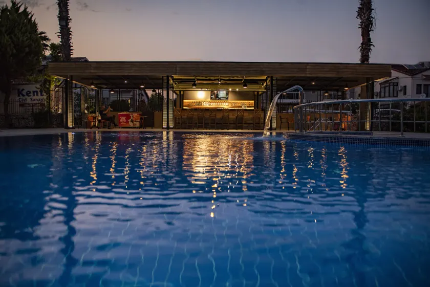 Nevada Hotel & Spa - Image 1