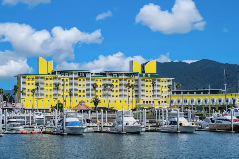 Wakayama Marina City Hotel - Image 1