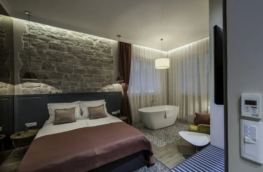 Zadera Accommodation - Image 1