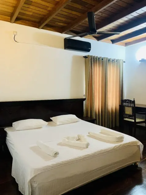Airport Luxury Villa 65 Negombo  - Image 1