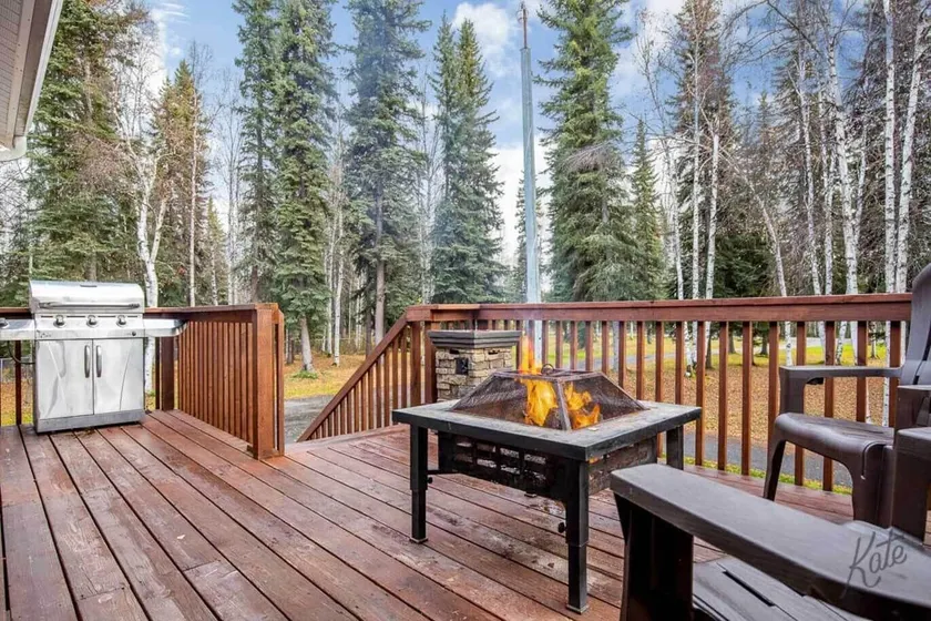 Peaceful Nature Escape w/ Deck in North Pole! - Image 1