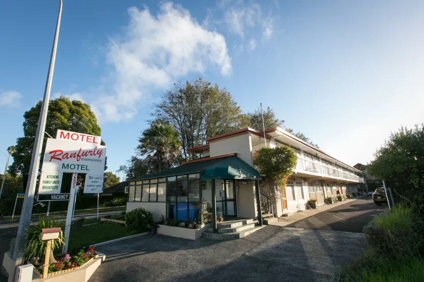 Ranfurly Evergreen Motel - Image 1
