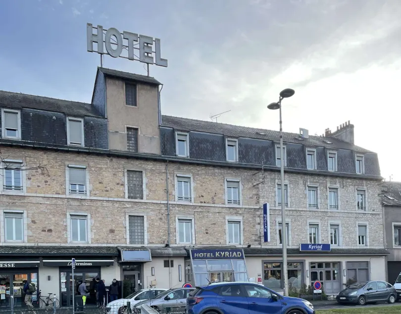 Hôtel Kyriad Rodez Gare - Image 1