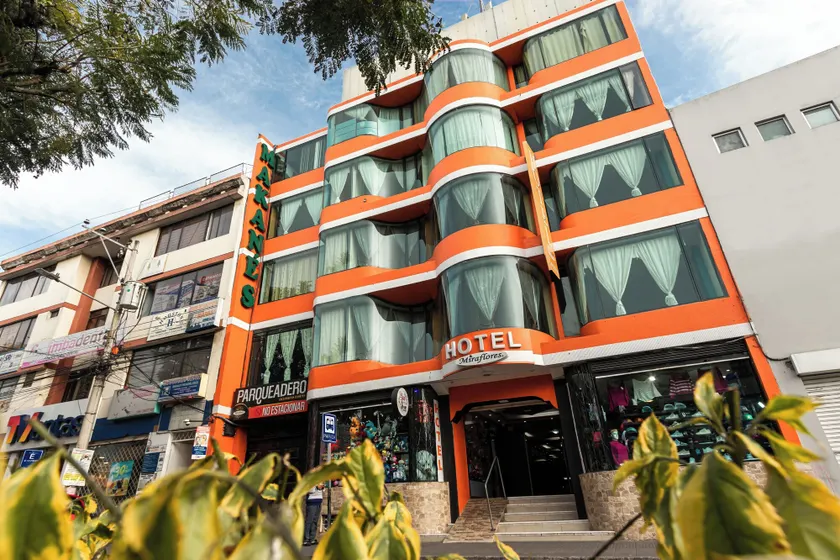 Hotel Miraflores - Image 1