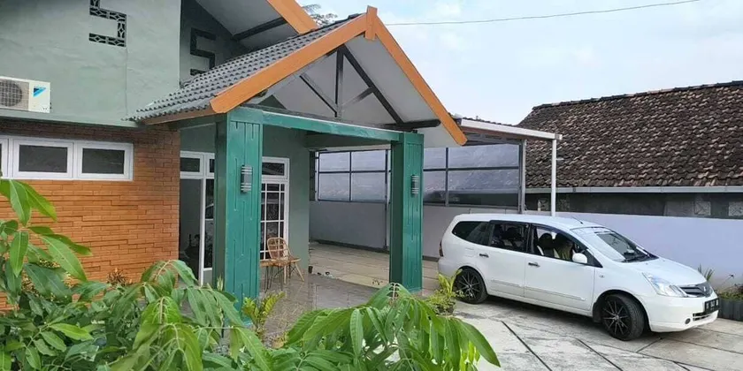 Green House Homestay by ABM - Image 1