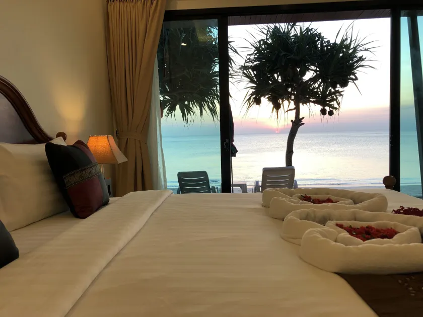 Lanta Seafront Resort - Image 1