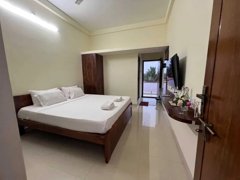 Gold Mountain Wellness Resort - Image 1