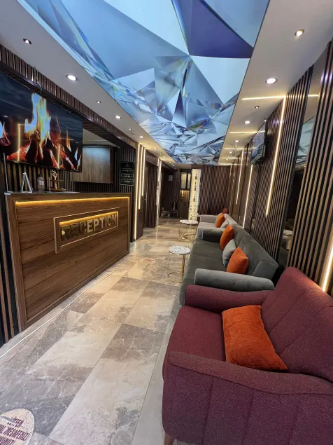 Elegrand Hotel - Image 1