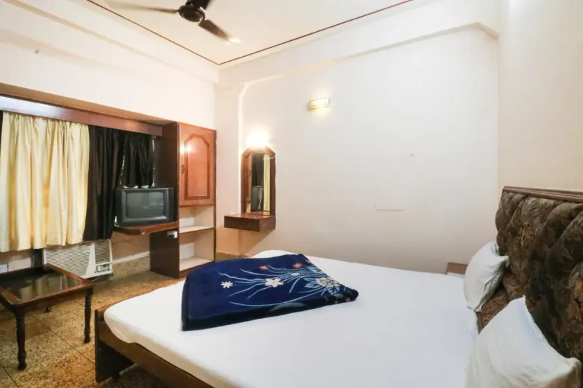 Natraj - Room