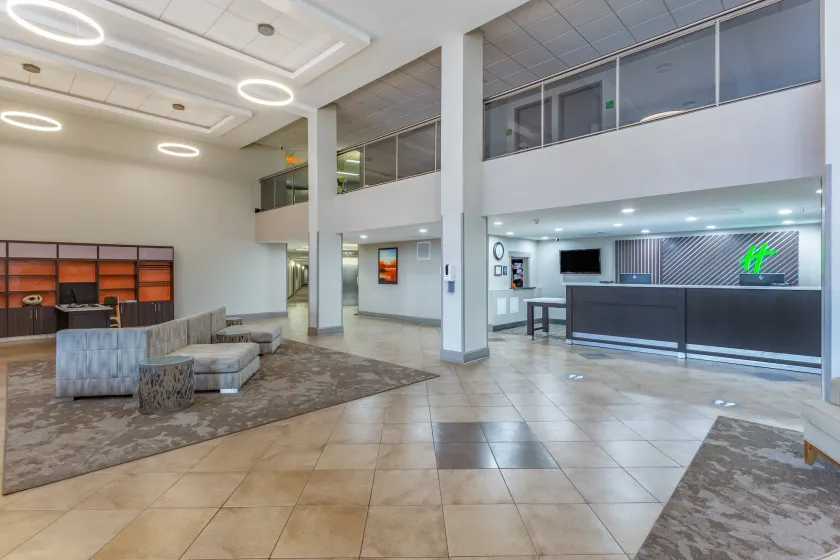 Holiday Inn Rockford I-90&Rt 20 State St by IHG - Inngangsparti