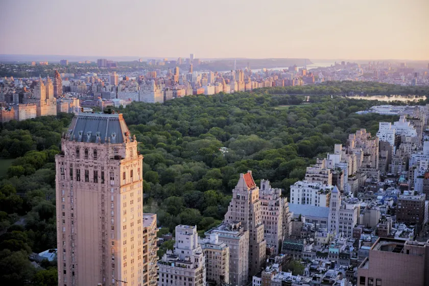 Four Seasons Hotel New York - Image 1