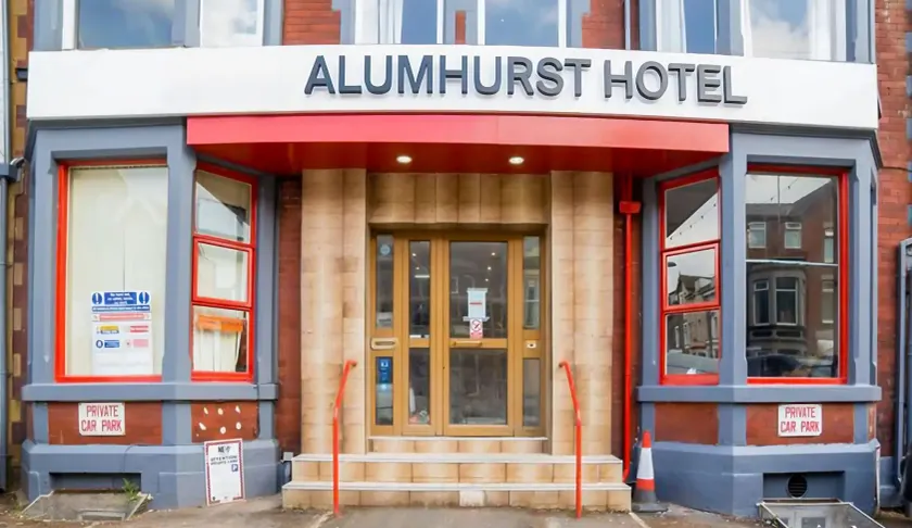 Alumhurst Hotel - Image 1