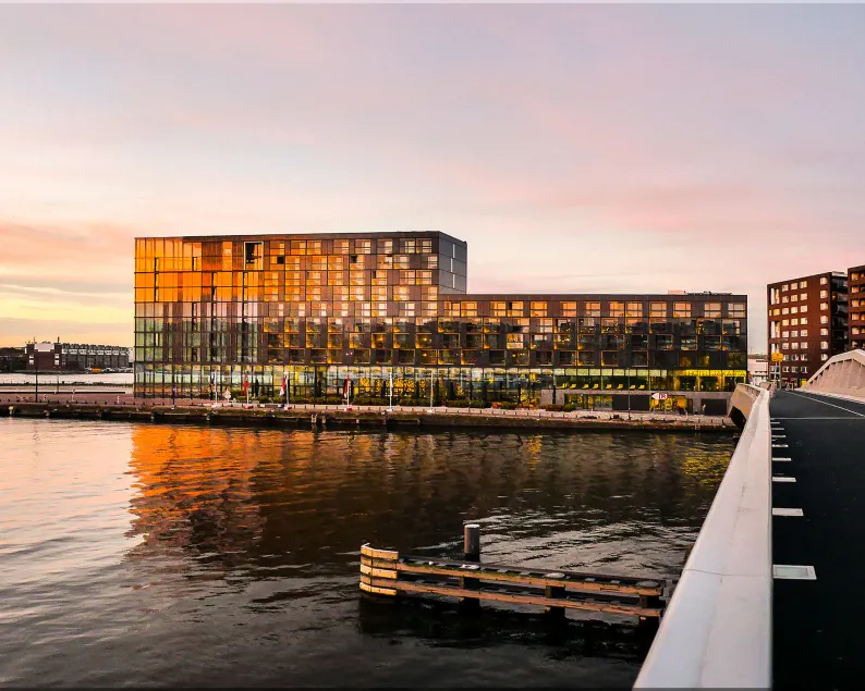 Hotel Jakarta Amsterdam - Image 1