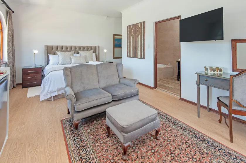 Villa Venusta Luxury Guesthouse - Solar Power - Image 1