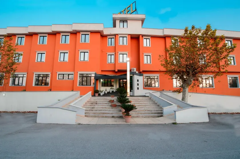 Hotel dei Platani - Image 1