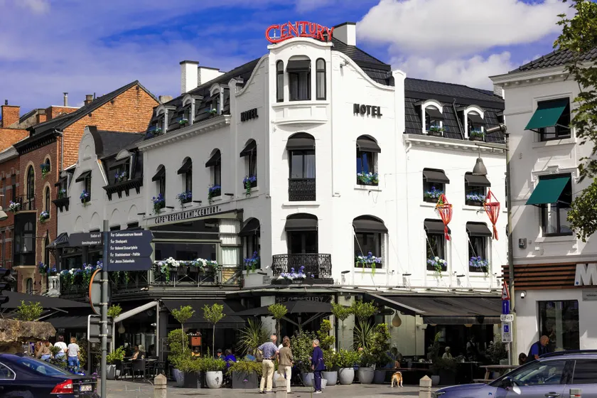 Hotel The Century - Image 1