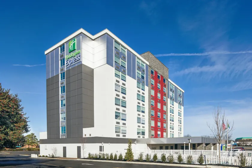 Holiday Inn Express Richmond - Midtown by IHG - Image 1