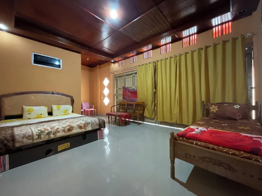Penginapan Mafir - Image 1