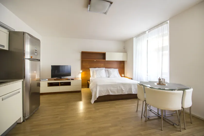 Luxurious Apartment near Prague Castle - Image 1