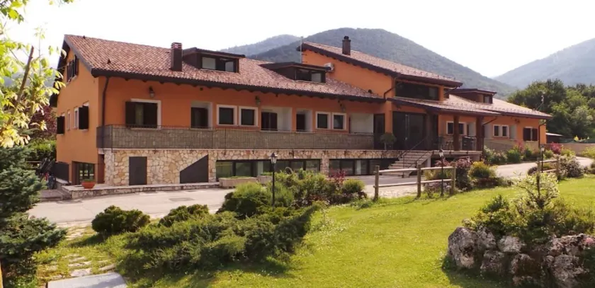 Hotel Cocoon - Image 1