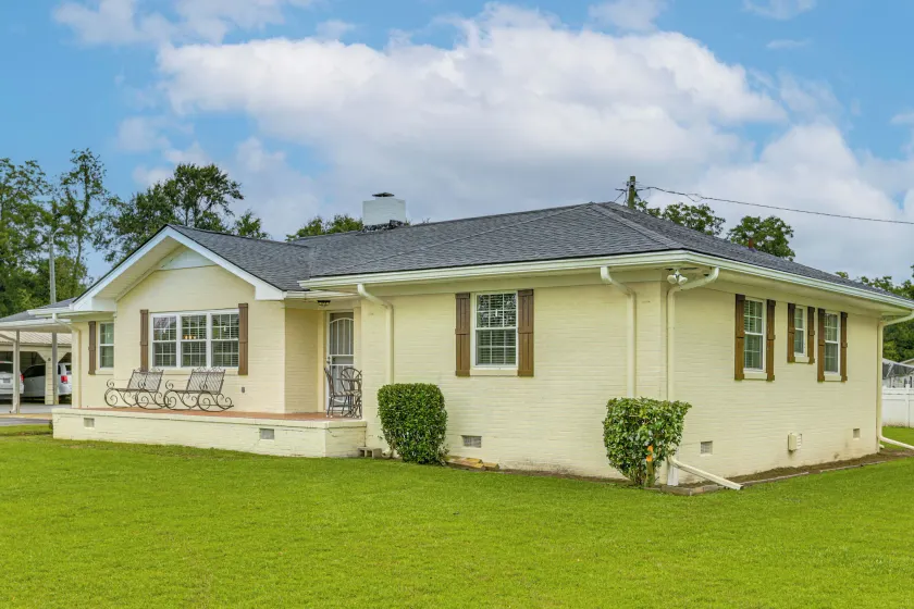 Albany Home w/ Large Yard, 5 Mi to Downtown! - Image 1
