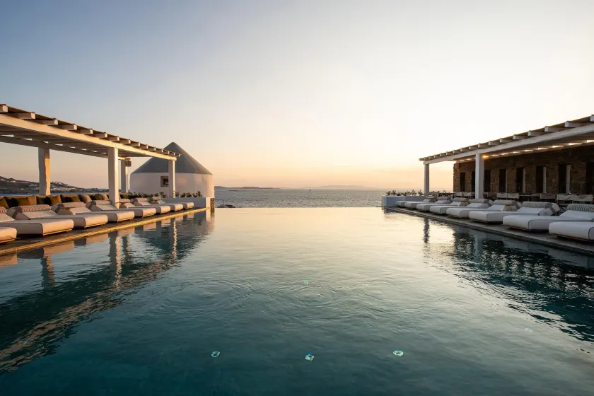 Porto Mykonos - Image 1