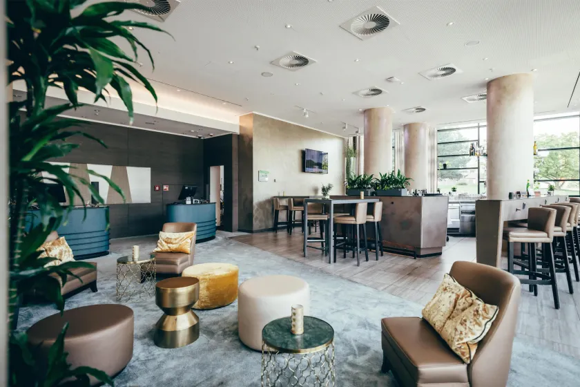 Radisson Blu Hotel, Bonn - Image 1