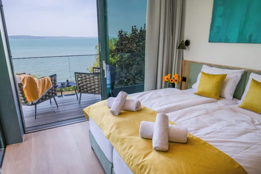 BJ81 Suite Hotel - Image 1