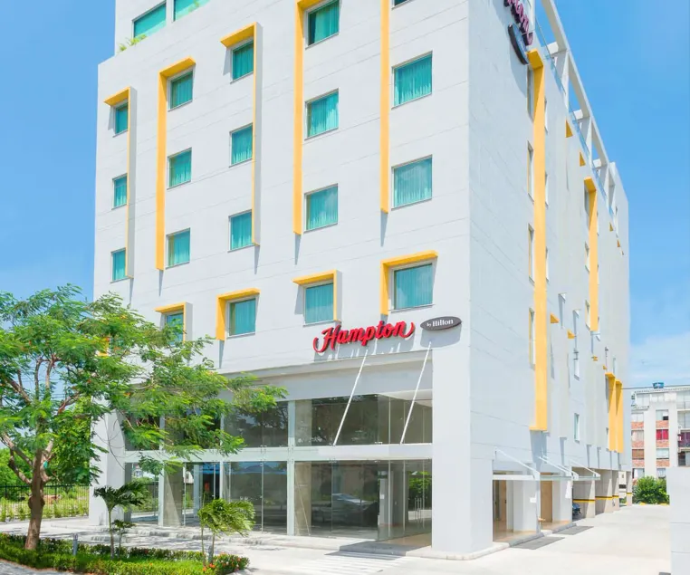 Hampton by Hilton Yopal - Image 1