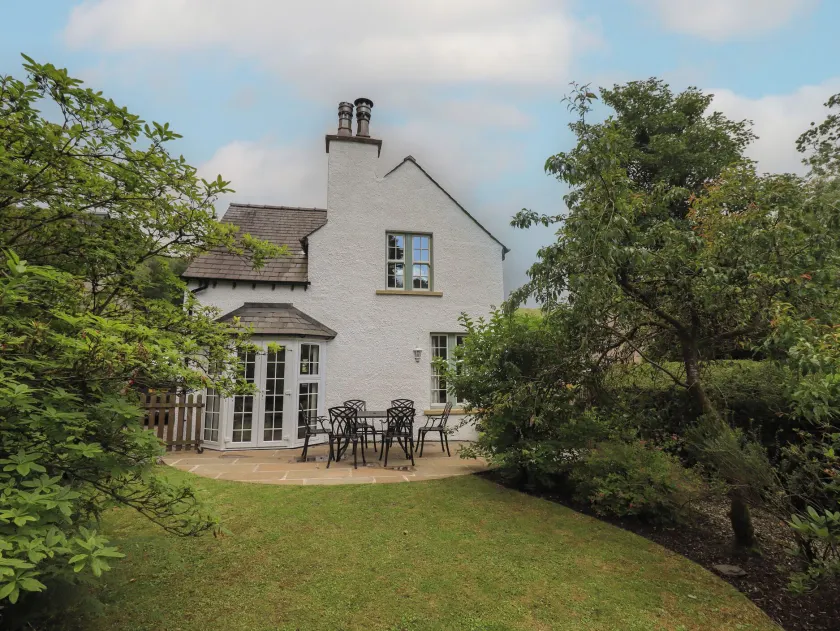 The Old Post House at Low Stott Park - Image 1