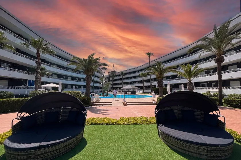Palmera Beach - Image 1